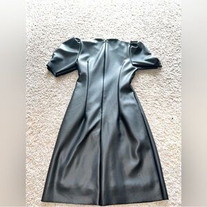 Elegant Black Midi Dress